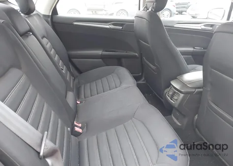 2013 Ford Fusion Se z USA, uszkodzony, nr VIN 3FA6P0H70DR127687
